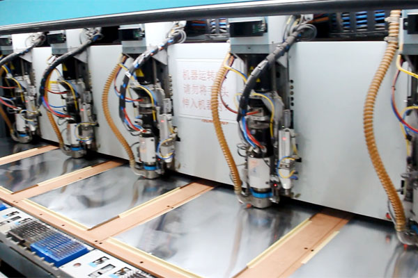 pcb鉆孔披鋒怎么產(chǎn)生 PcB鉆孔披鋒生產(chǎn)原因